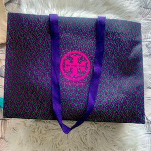 Tory Burch Gift Bag - Large 🤩